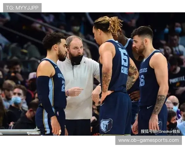 拉贾科维奇谈灰熊解雇詹金斯表示震惊 强调其执教水平非常高 拉贾科维奇谈灰熊解雇詹金斯表示震惊 强调其执教水平非常高